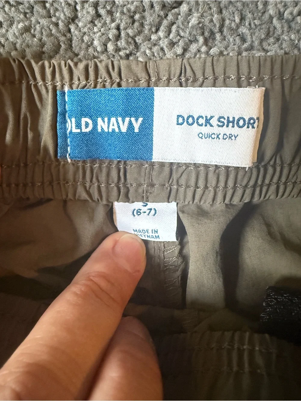 Old Navy boys Olive Drawstring Athletic Shorts
